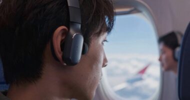 top airplane noise canceling earbuds